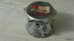 Gilera RX 125, dakota 350 new NOS front wheel center