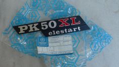Piaggio Vespa PK 50 XL ELESTART new NOS badge